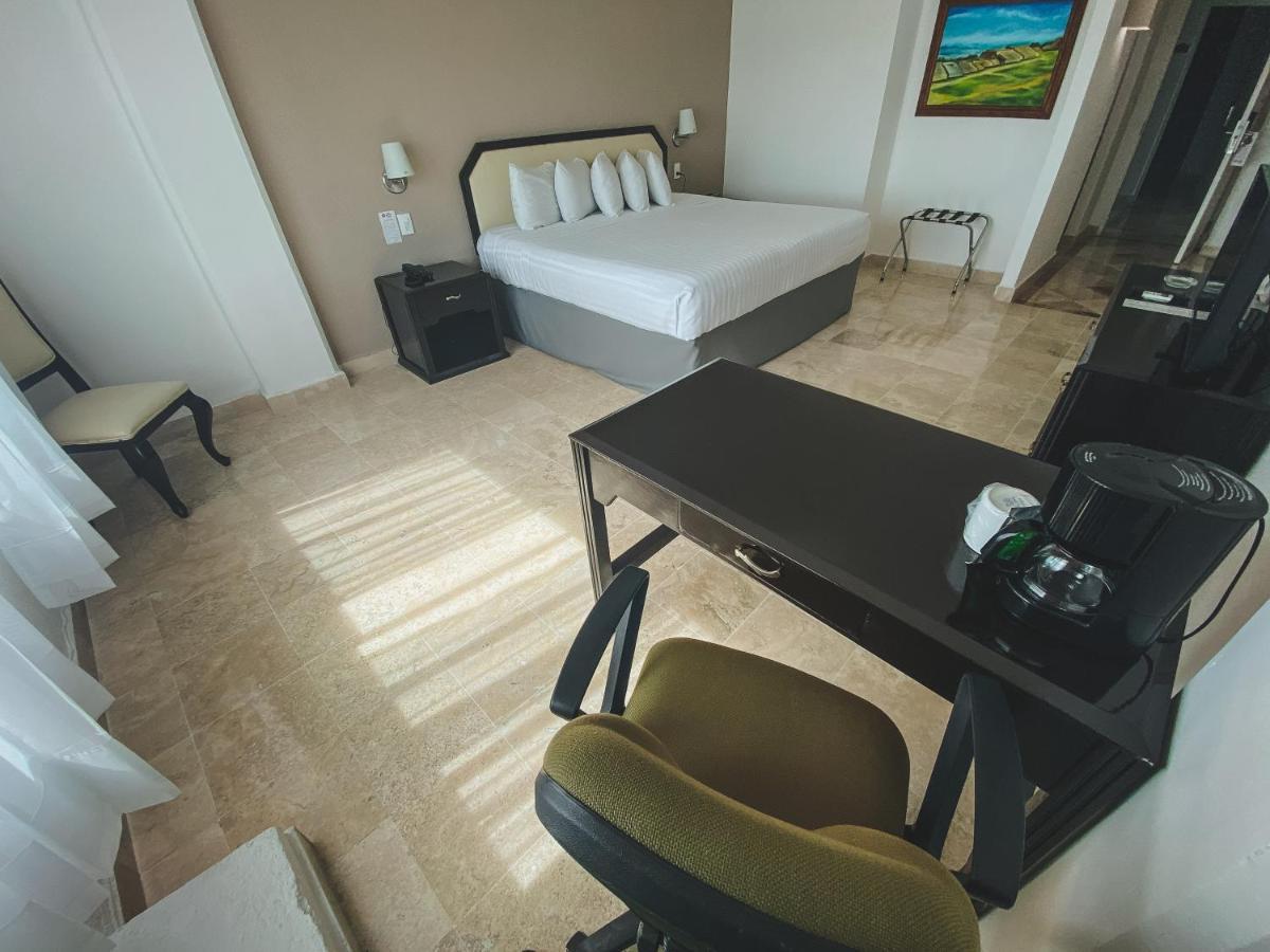 Hotel Gran Tuxtepec Plaza Zewnętrze zdjęcie